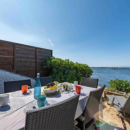 Coudalere-guadeloupe-9 By Interhome *